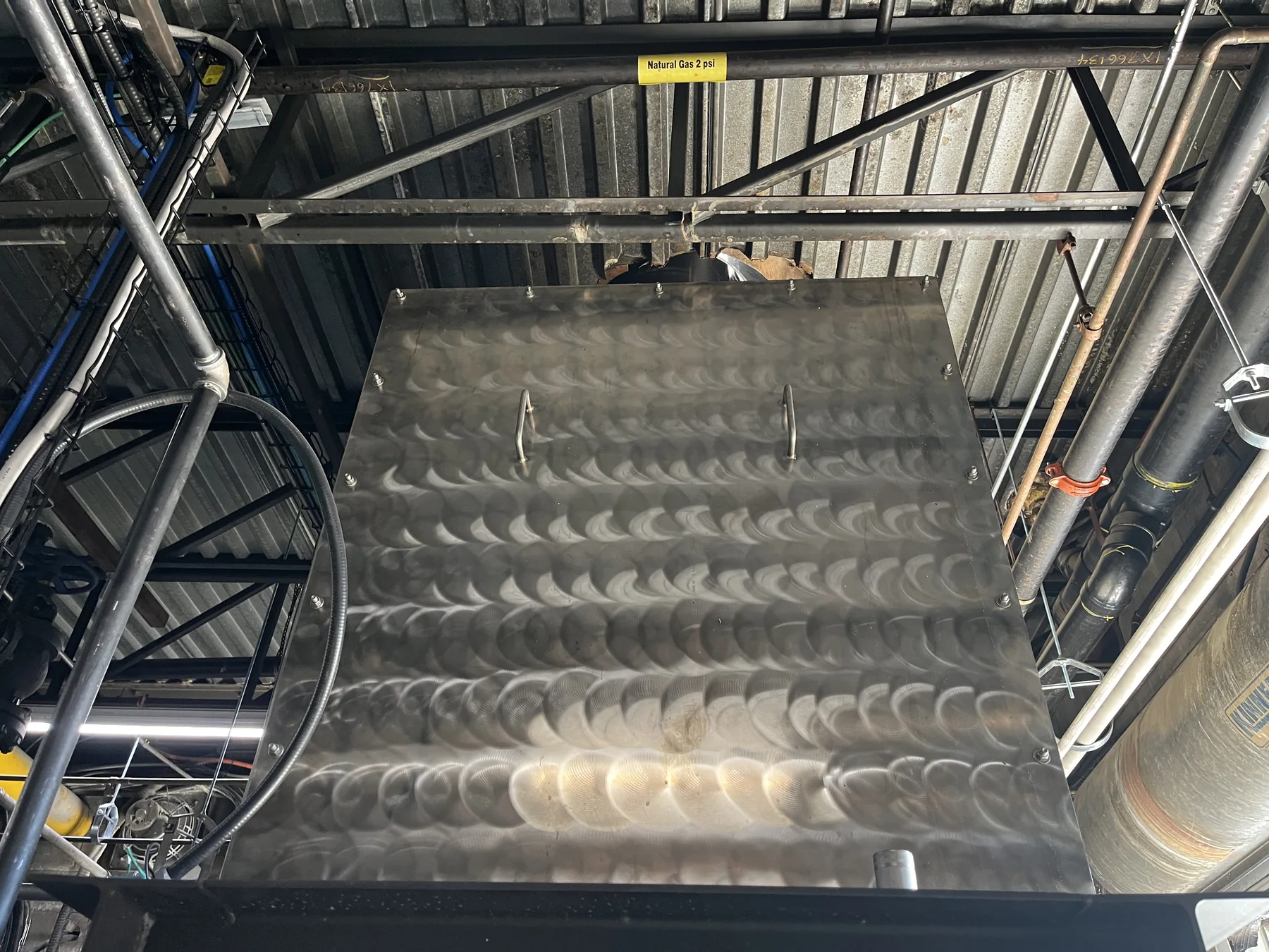 Close view of the Rainmaker stainless casing